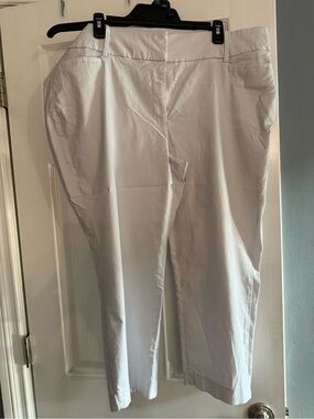 Lane Bryant White Women's Pants - Button Waistband